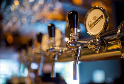 Las 11 franquicias de bares y cervecerías más rentables